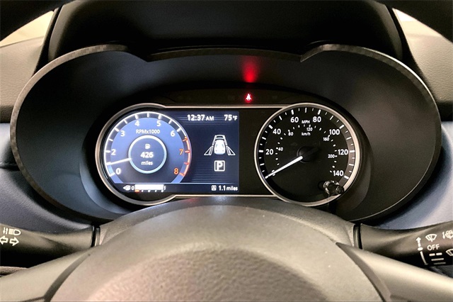 2025 Nissan Versa 1.6 SV photo 21
