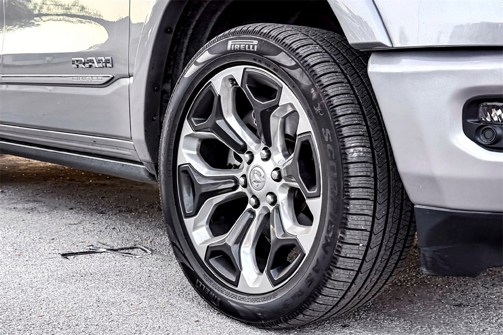 2022 Ram 1500 Limited photo 4