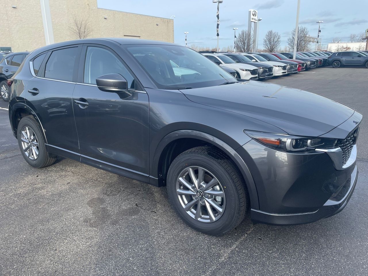 2025 Mazda CX-5 2.5 Select photo 7
