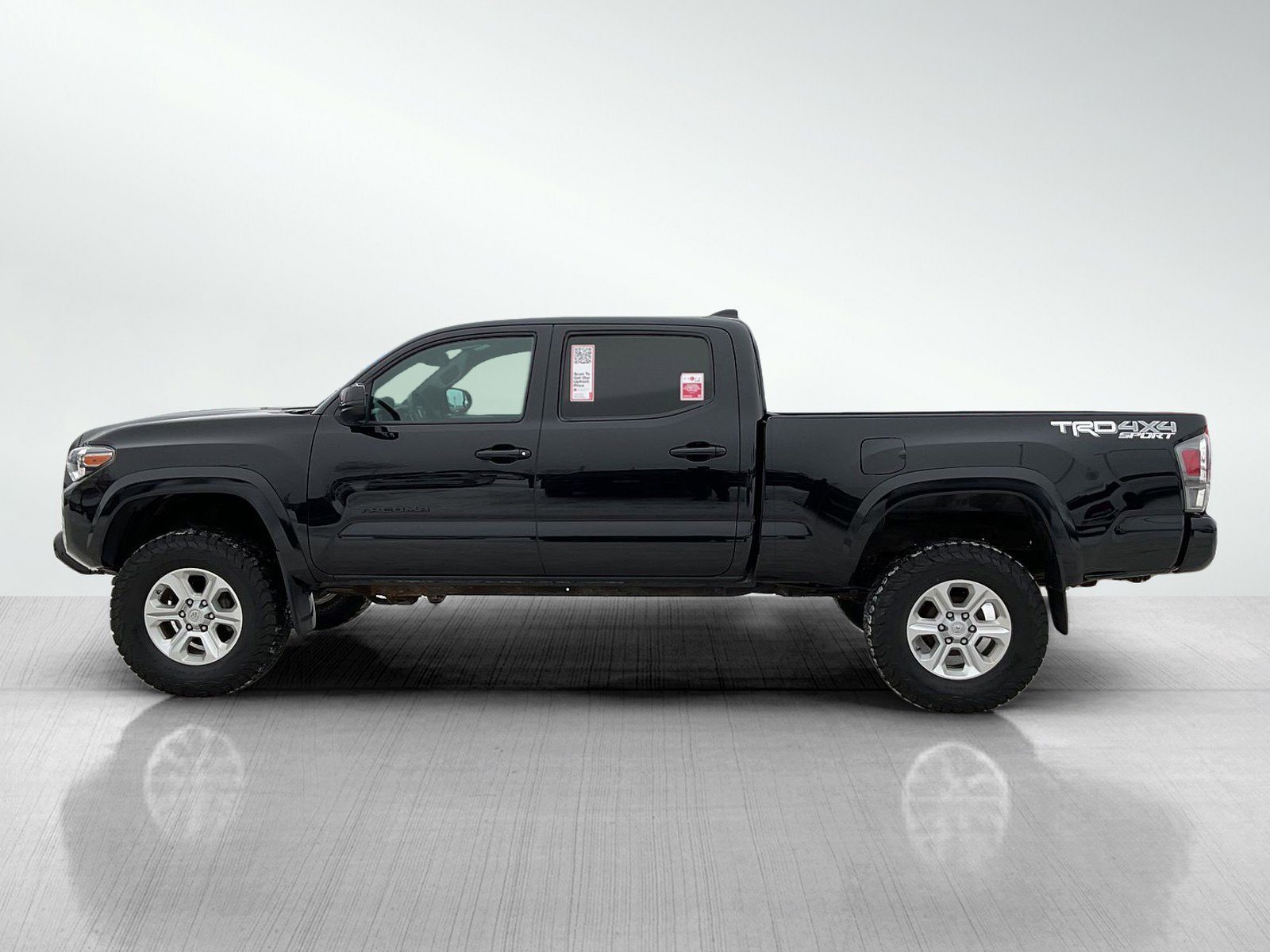 Used 2020 Toyota Tacoma TRD Sport with VIN 5TFDZ5BN5LX053317 for sale in Brainerd, Minnesota