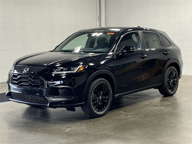 2026 Honda HR-V Sport photo 2