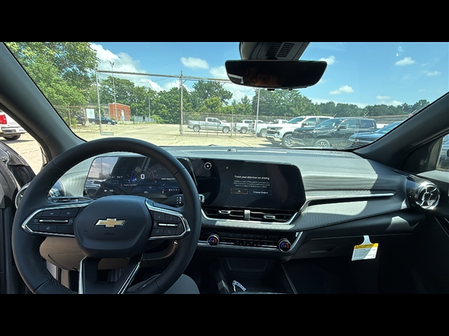 2026 Chevrolet Equinox LT photo 10