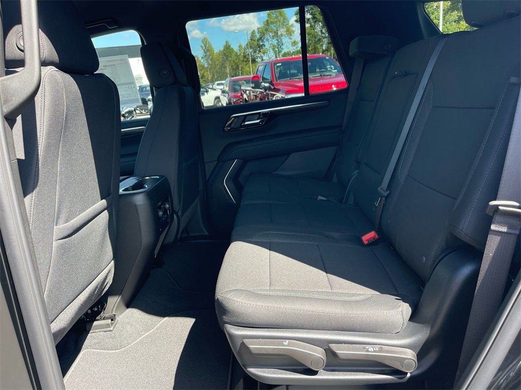 2025 Chevrolet Tahoe LS photo 10