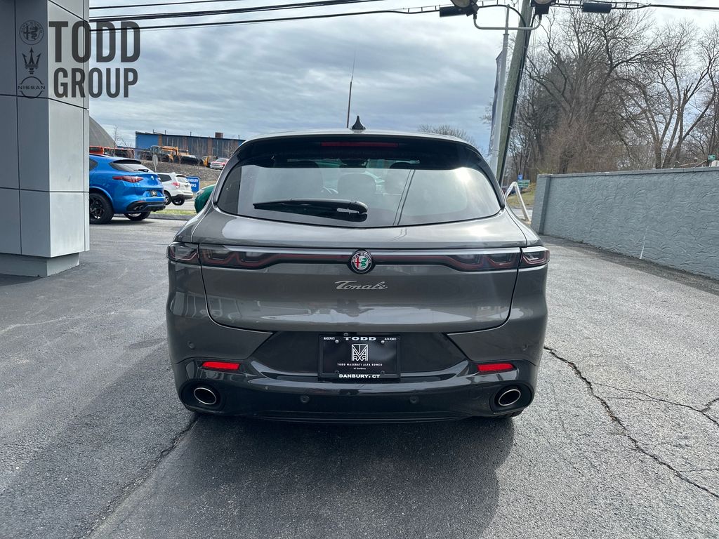 2024 Alfa Romeo Tonale Veloce photo 4