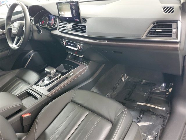 2021 Audi Q5 45 Premium photo 26