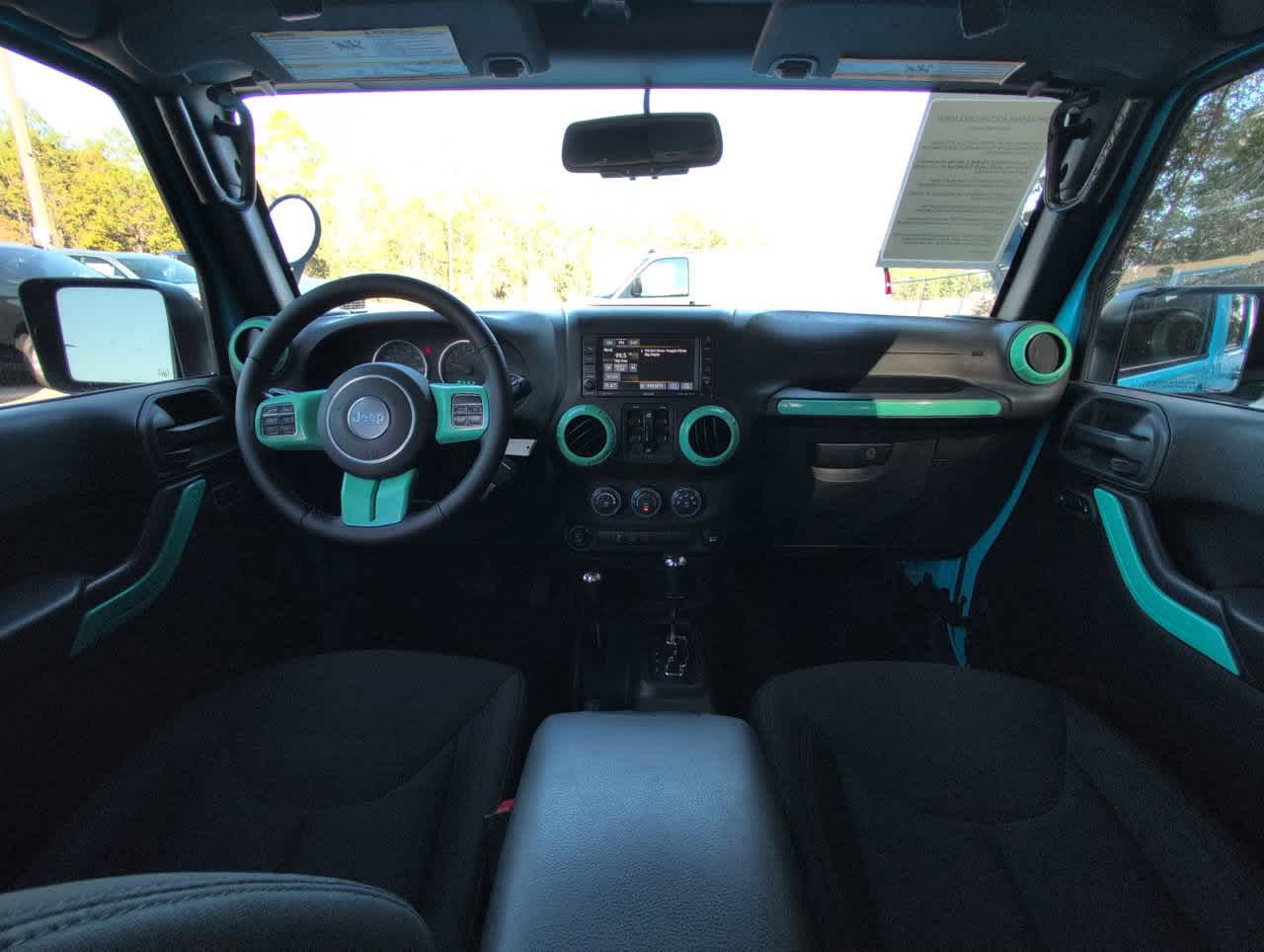 2017 Jeep Wrangler Unlimited Sport photo 2