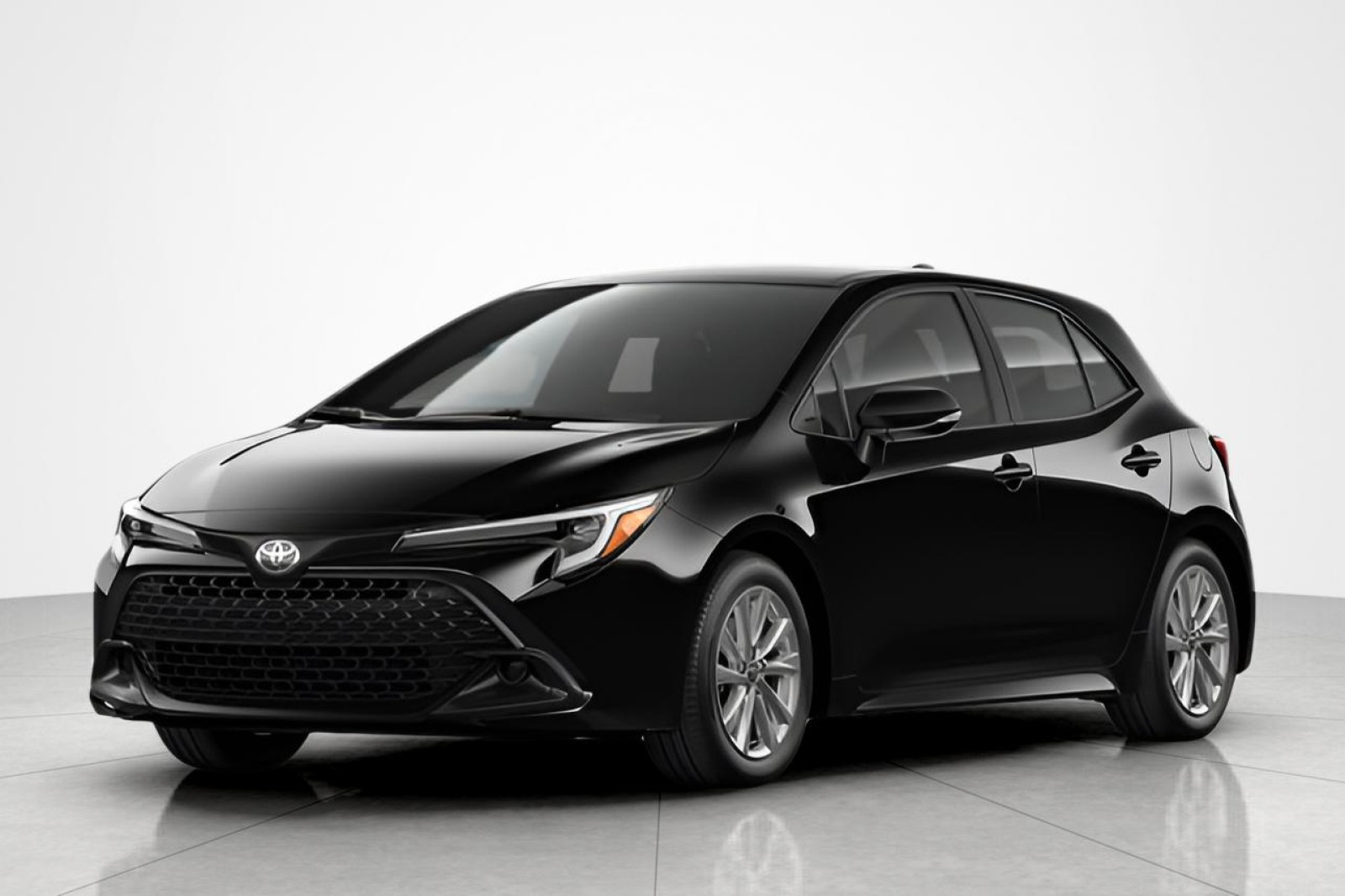 2026 Toyota Corolla Hatchback SE's photo