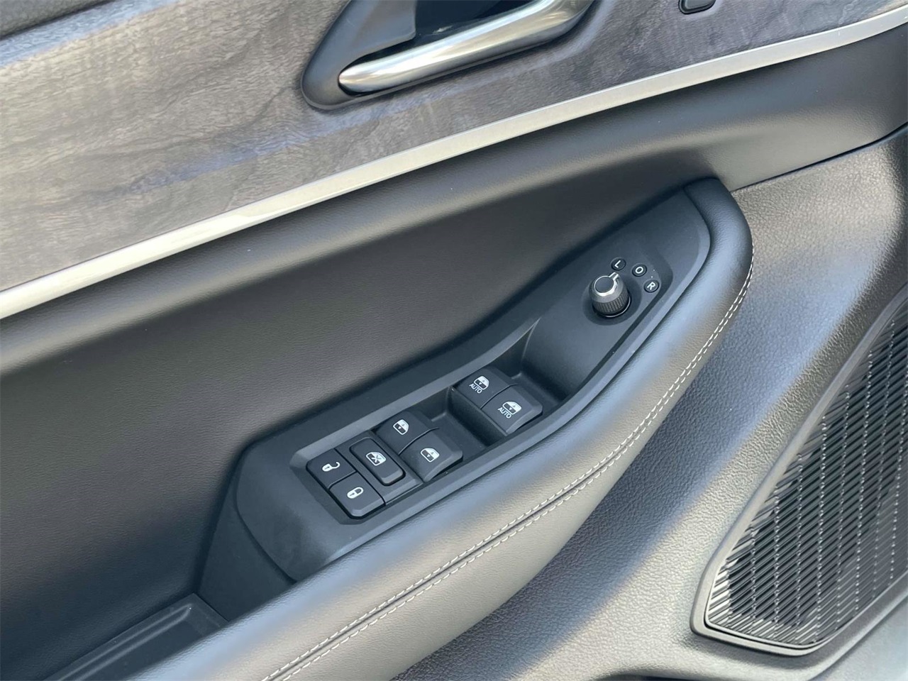 2025 Jeep Grand Cherokee Limited photo 21