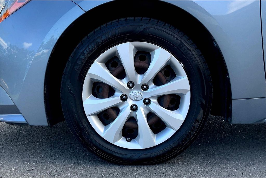 Image of Pre-Owned 2020 Toyota Corolla LE