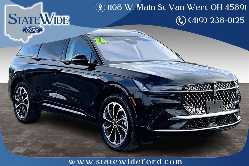 2024 Lincoln Nautilus Reserve's photo