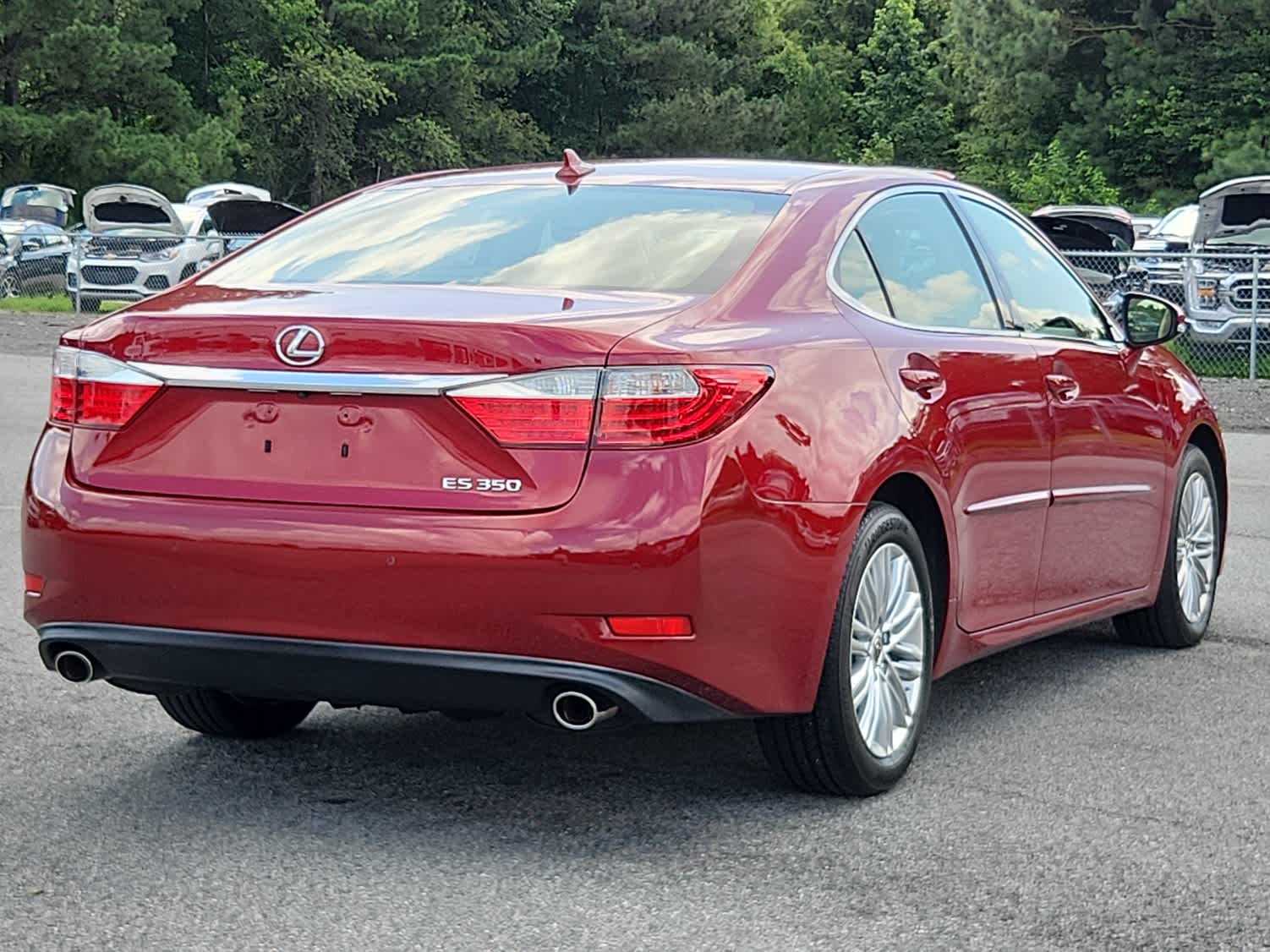 2014 Lexus ES 350 photo 3