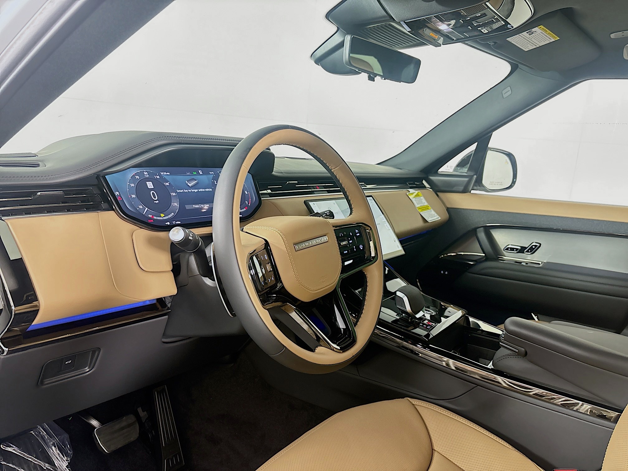2025 Land Rover Range Rover Sport SE photo 9