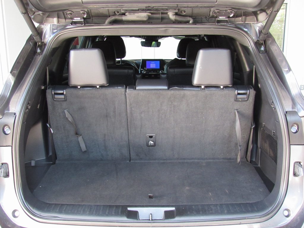 2024 Toyota Highlander XSE photo 19