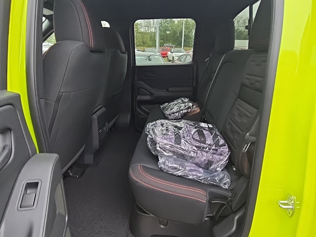 2026 Nissan Frontier Crew Cab PRO-4X photo 33