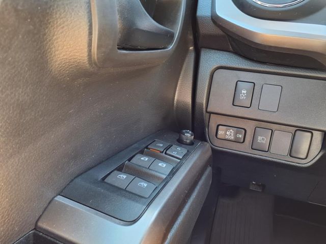 2023 Toyota Tacoma SR5 photo 21