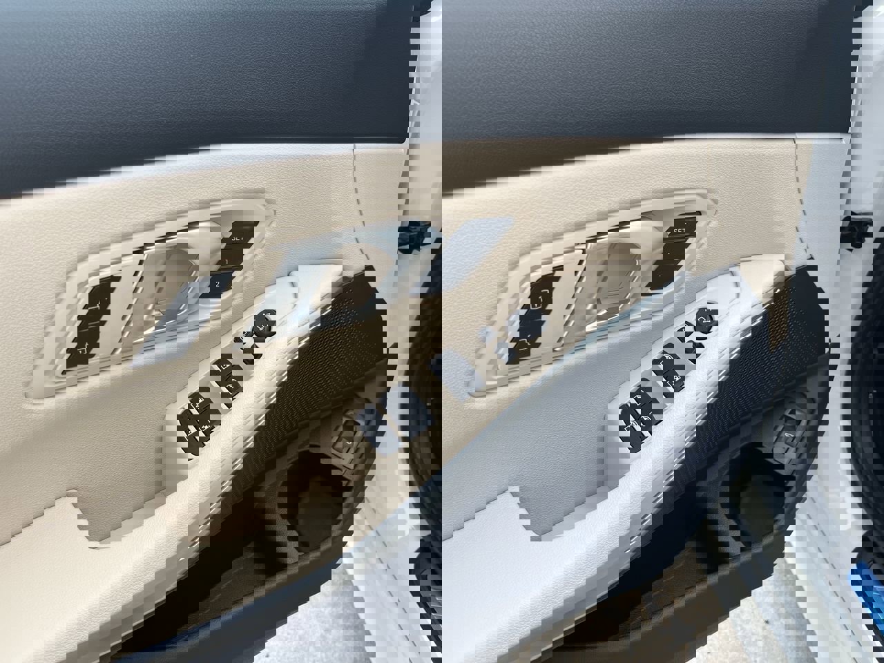 2025 Bmw 330i photo 16
