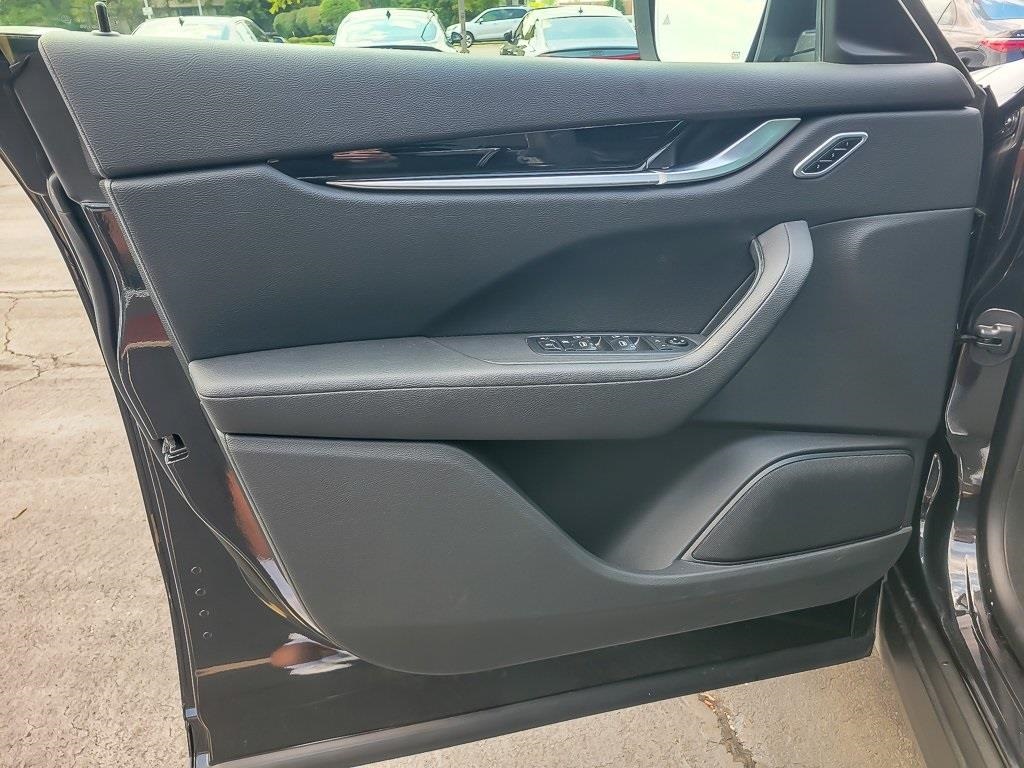 2022 MASERATI LEVANTE - Image 17