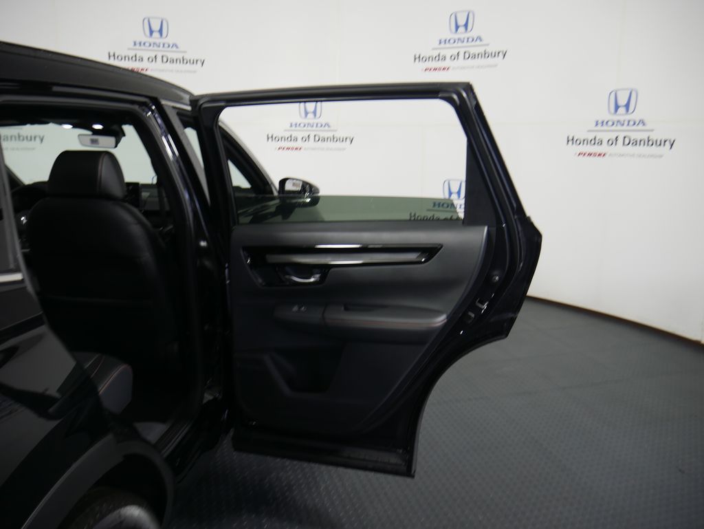 2026 Honda CR-V Sport Touring Hybrid photo 4