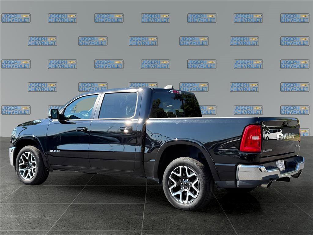 2025 Ram 1500 Laramie photo 4