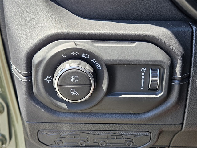 2025 Jeep Gladiator Sport photo 27