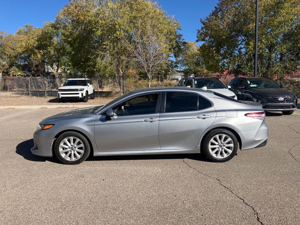 2019 Toyota Camry L photo 3