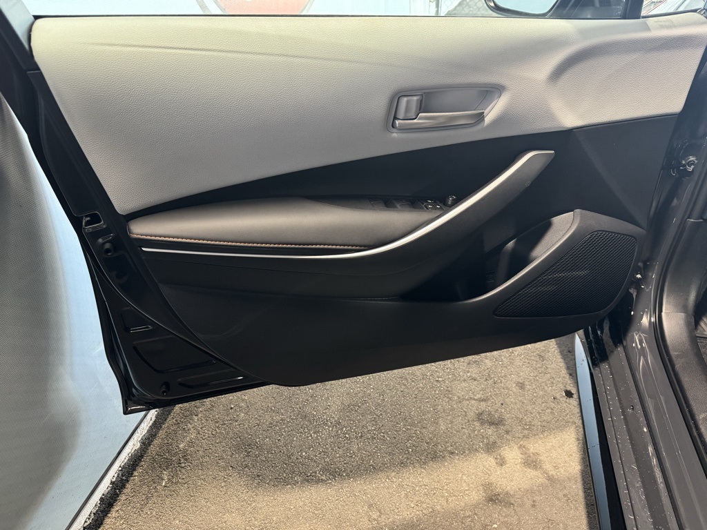 2025 Toyota Corolla SE photo 27