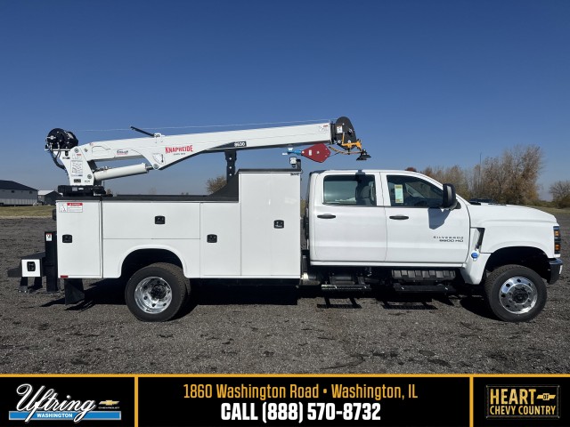 New 2025 Chevrolet Silverado 5500 HD Work Truck Crew Cab in