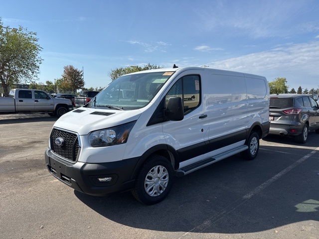 2024 Ford Transit photo 4