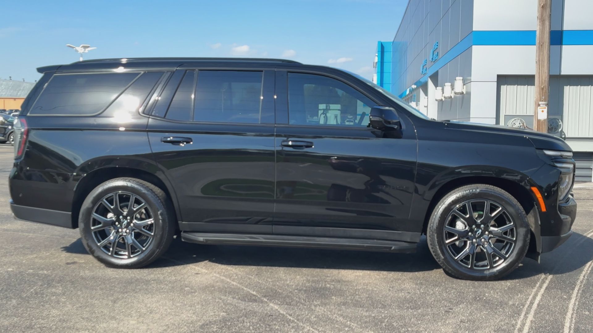 2025 Chevrolet Tahoe RST photo 9