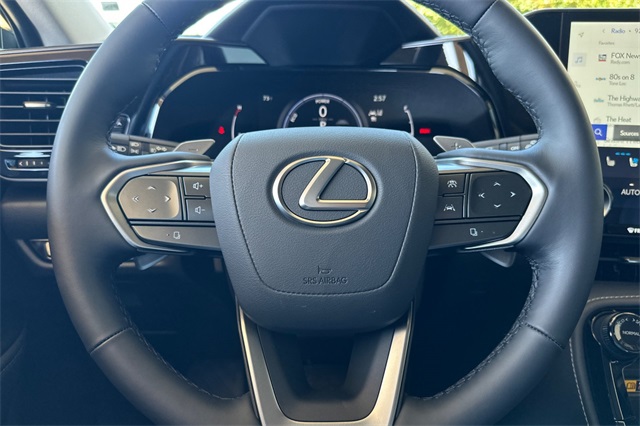2026 Lexus NX 350h Luxury AWD photo 18