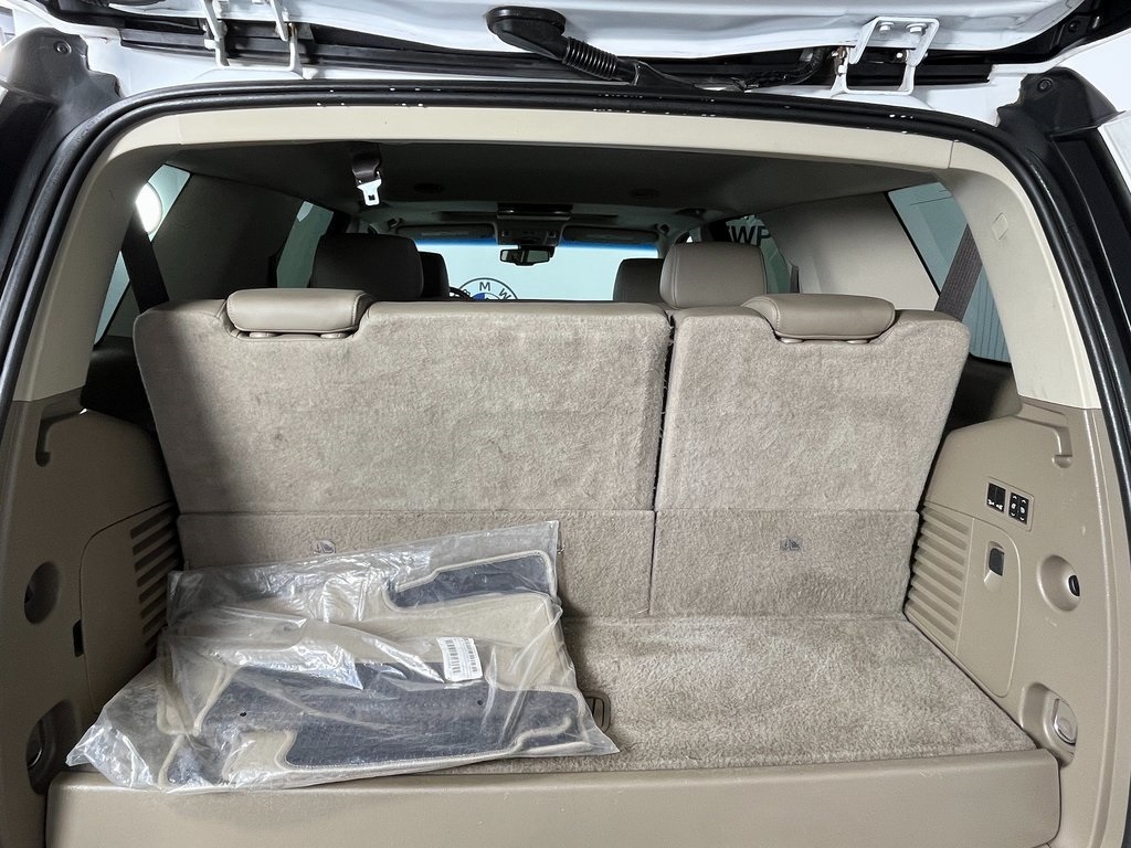 2019 Chevrolet Tahoe Premier photo 12