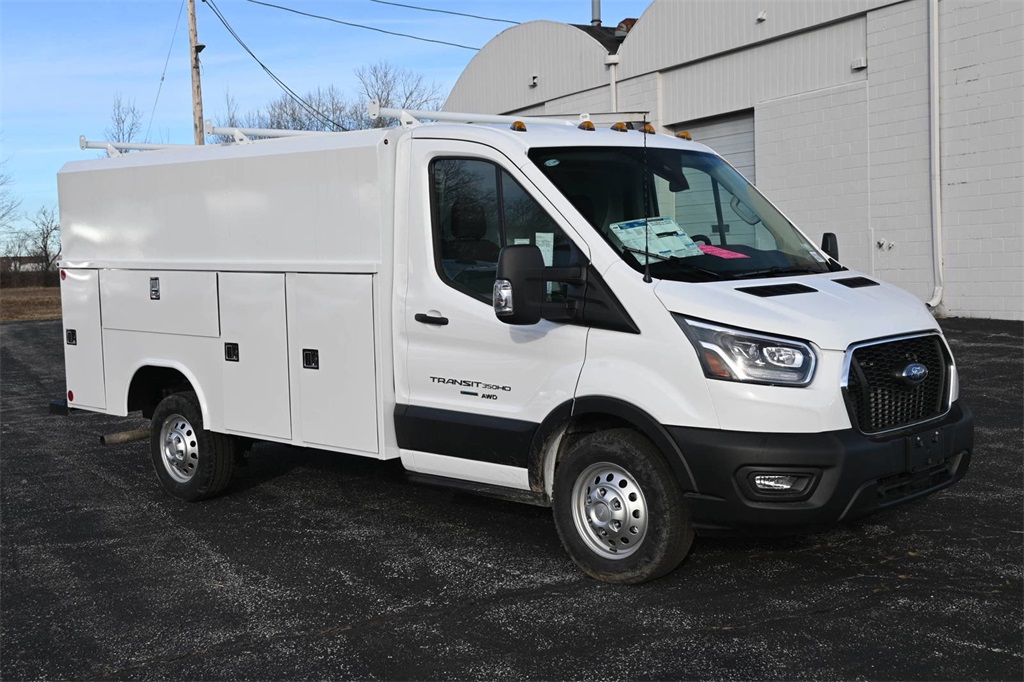 2024 Ford Transit Chassis Cutaway photo 4