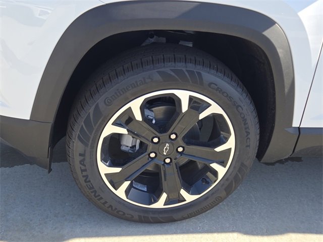 2025 Chevrolet Equinox LT photo 4