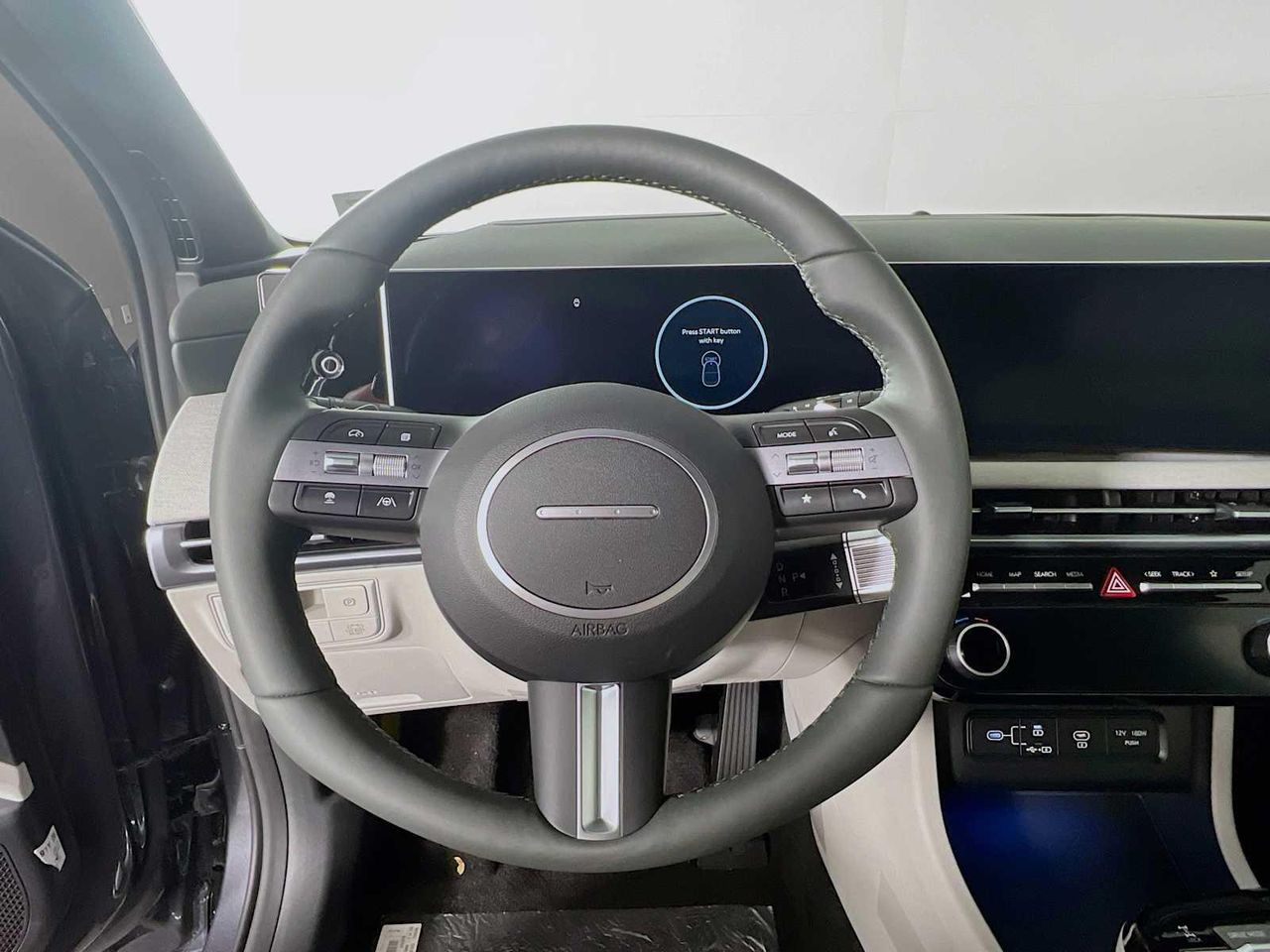 2025 Hyundai Tucson Hybrid Limited photo 6