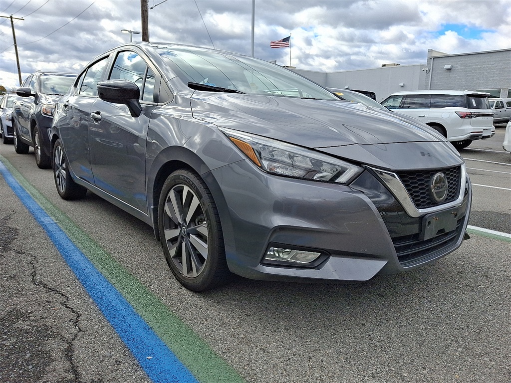 2020 Nissan Versa Sedan SR