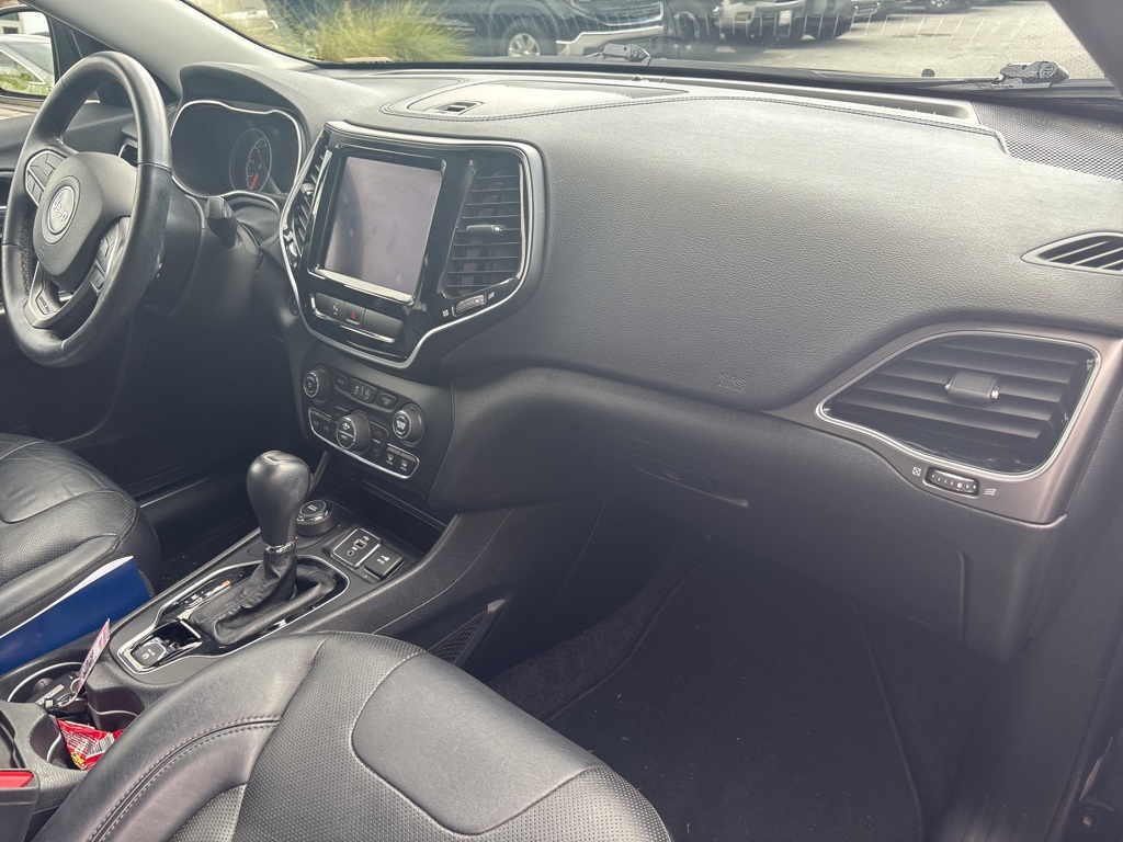 2019 Jeep Cherokee Limited photo 34