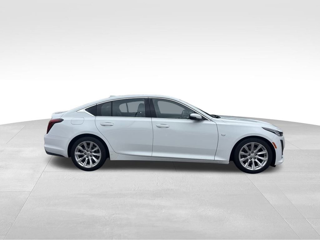 2021 Cadillac CT5 Luxury photo 2