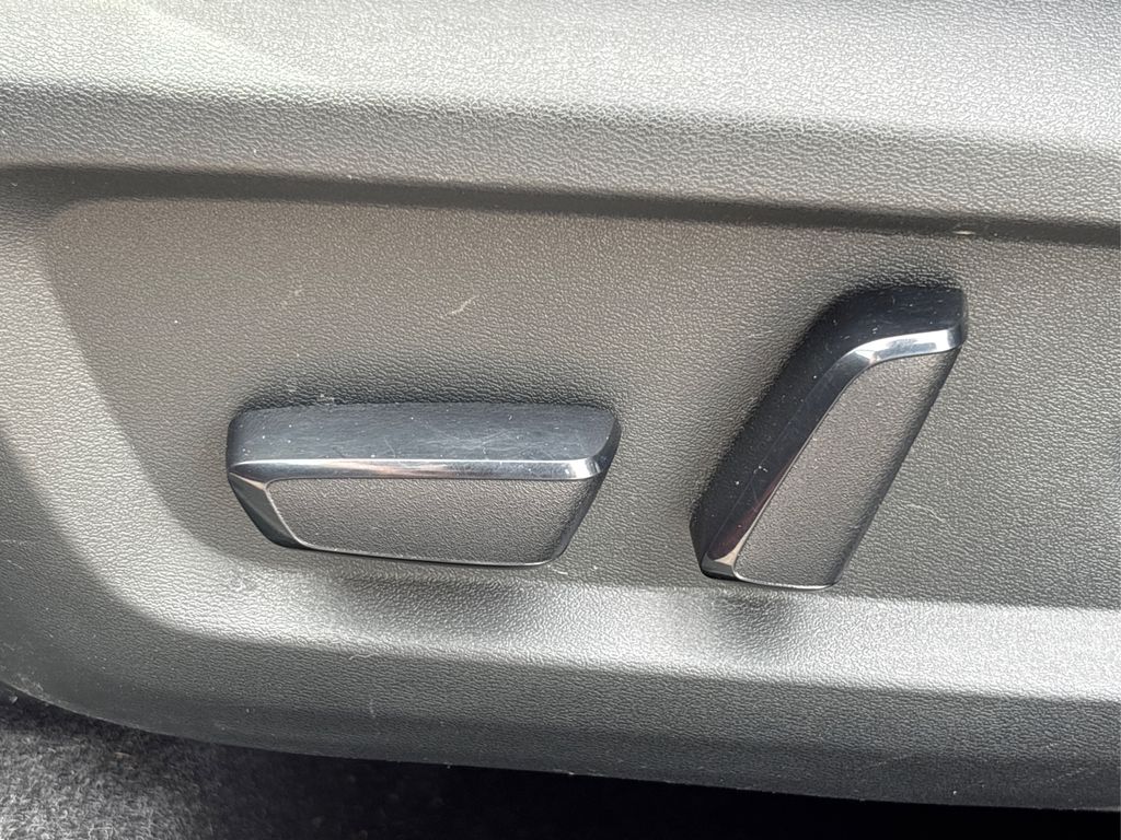 2021 Nissan Rogue SL photo 41