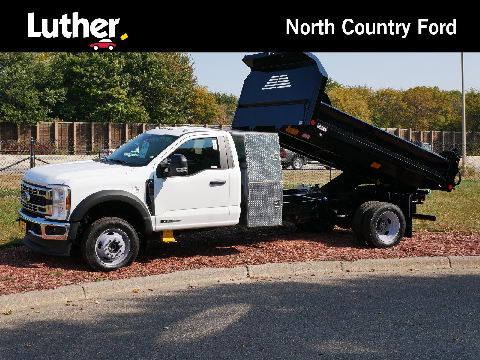 2024 Ford F-450 XL photo 3