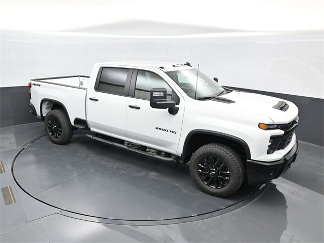 2026 Chevrolet Silverado 2500HD Custom's photo