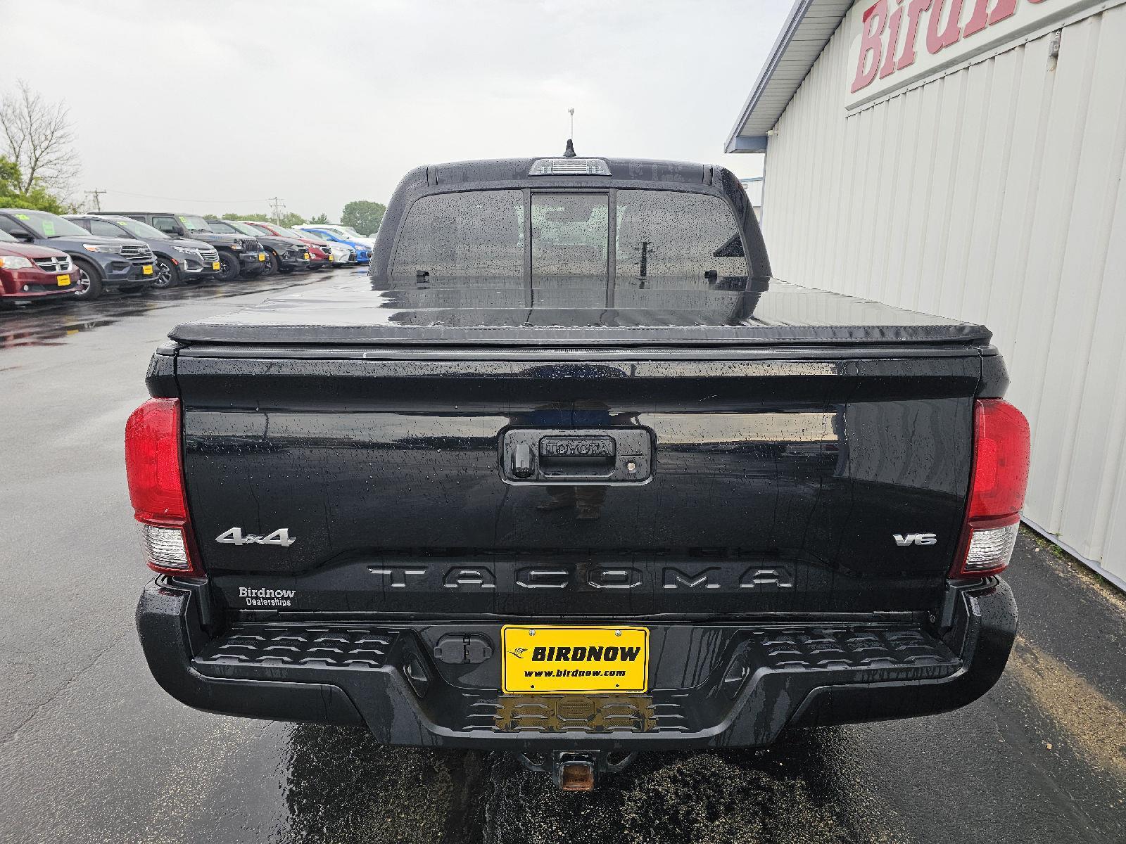 2022 Toyota Tacoma SR photo 5