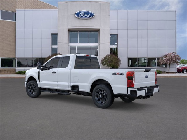 2026 Ford F-350 photo 4
