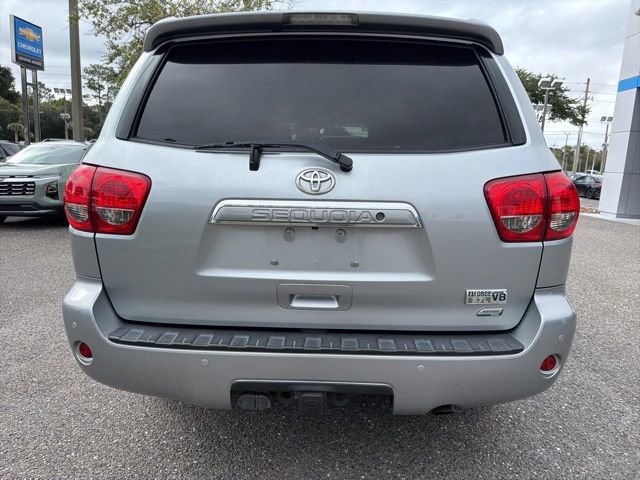 2016 Toyota Sequoia Platinum photo 4