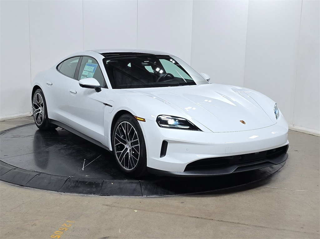 2026 Porsche Taycan 4 photo 3