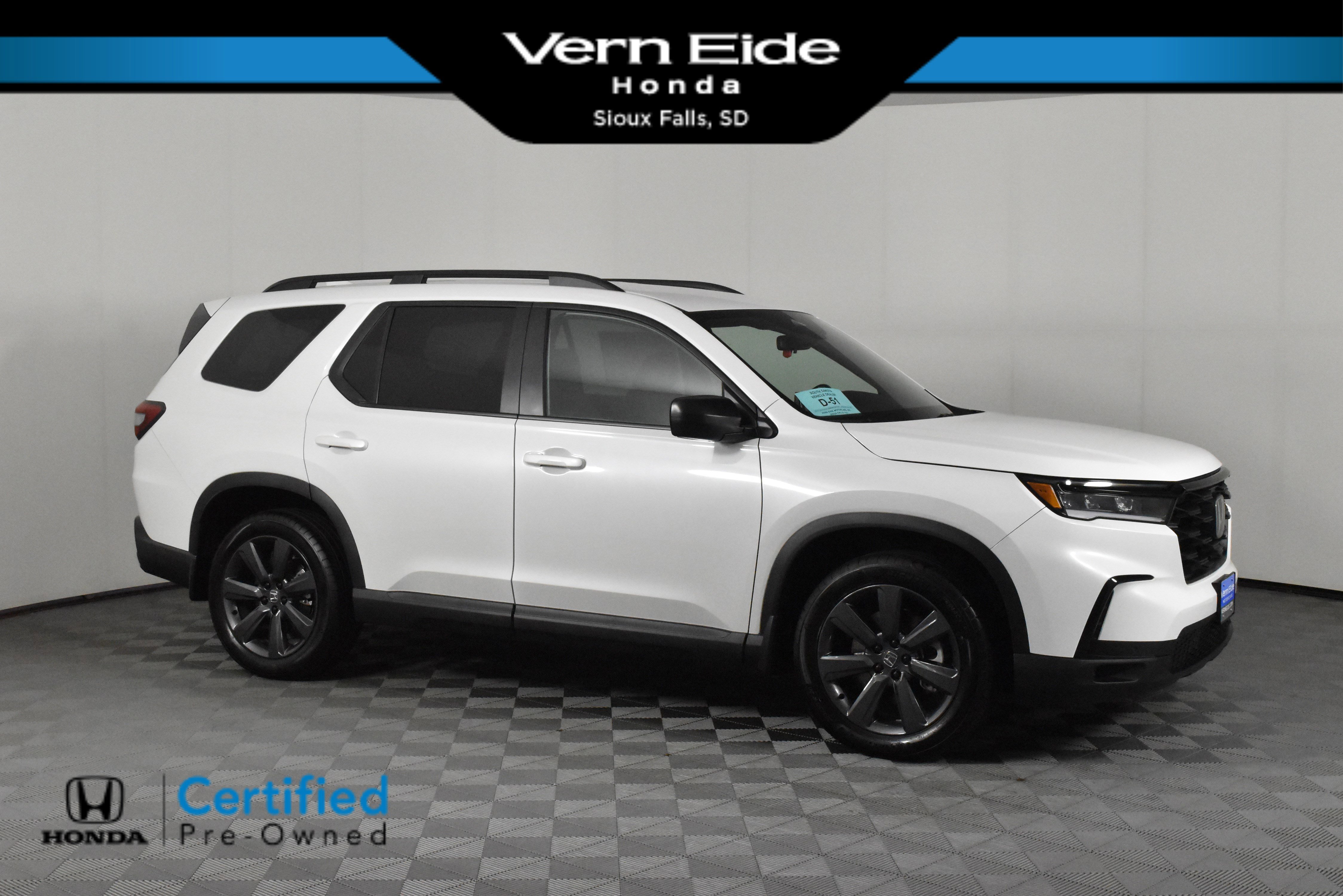 2025 Honda Pilot Sport's photo