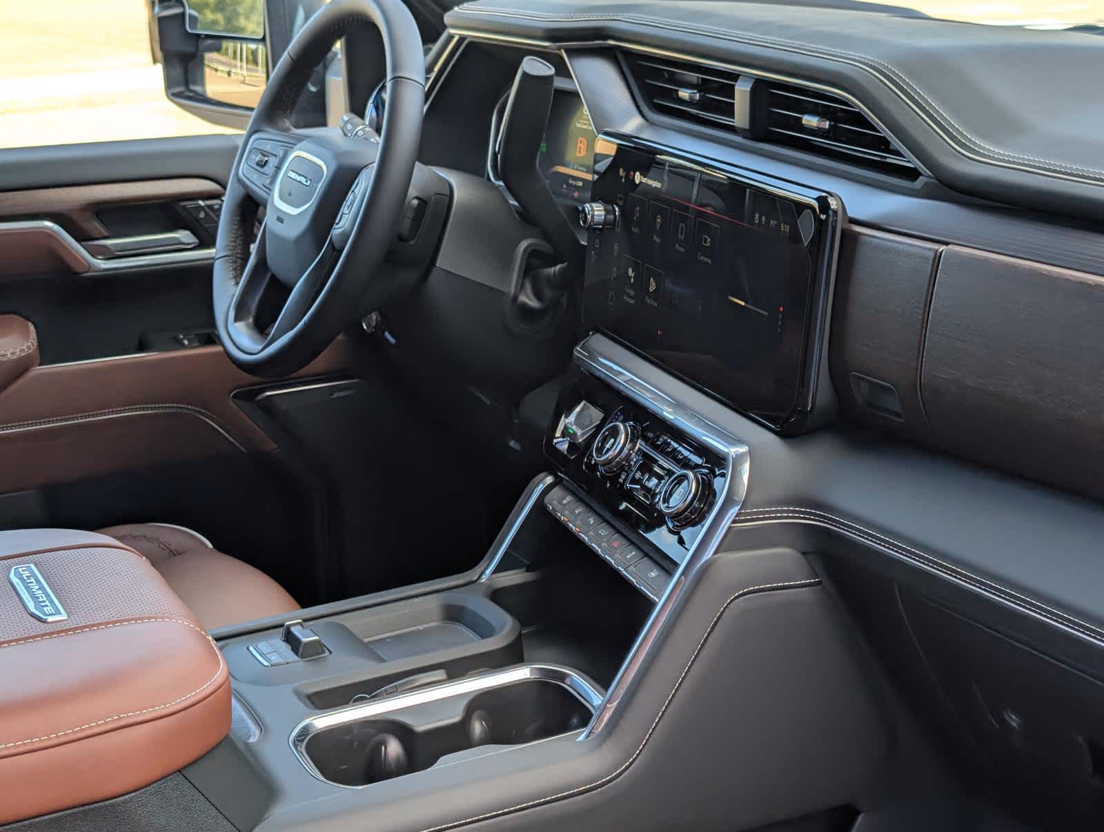 2026 Gmc Sierra 3500 HD Denali Ultimate photo 7