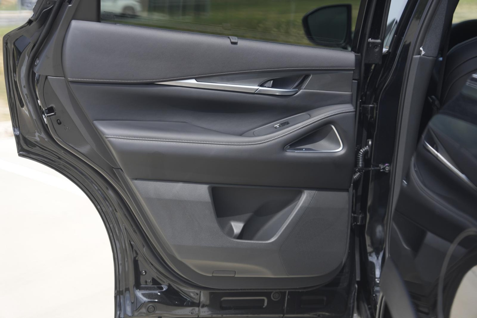 2025 Infiniti QX60 Luxe AWD photo 18