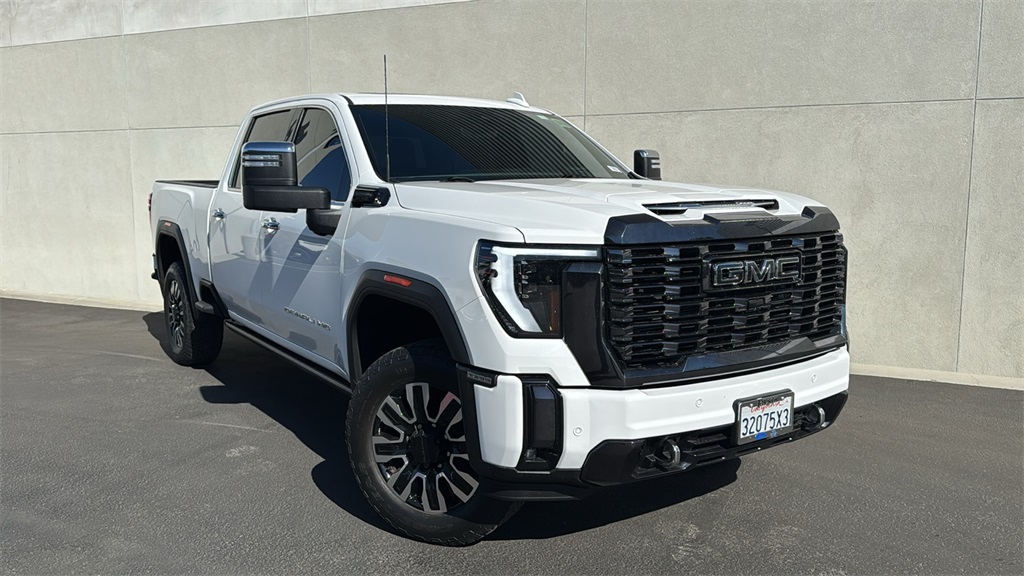 2024 GMC Sierra 2500HD Denali Ultimate's photo