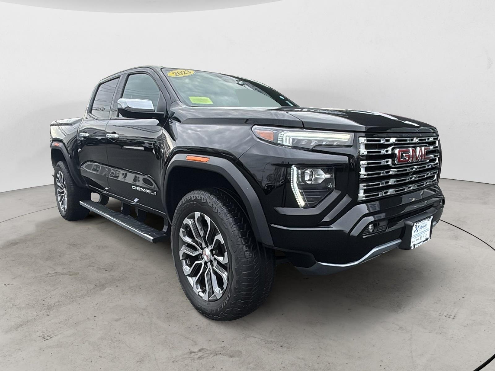2023 GMC Canyon Denali's photo