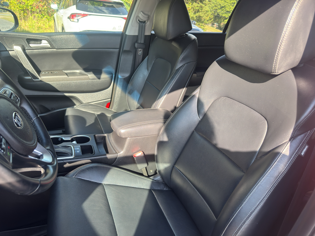 2017 Kia Sportage EX photo 9